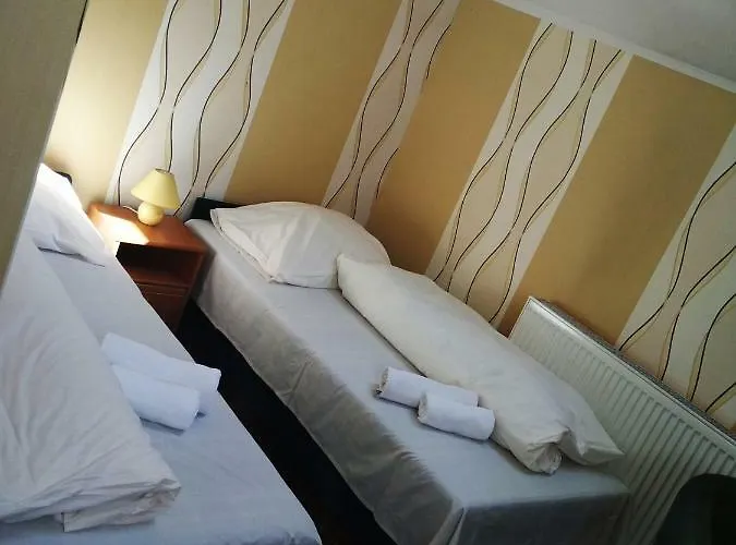 Przy Trasie Dziekanowice Couette-café