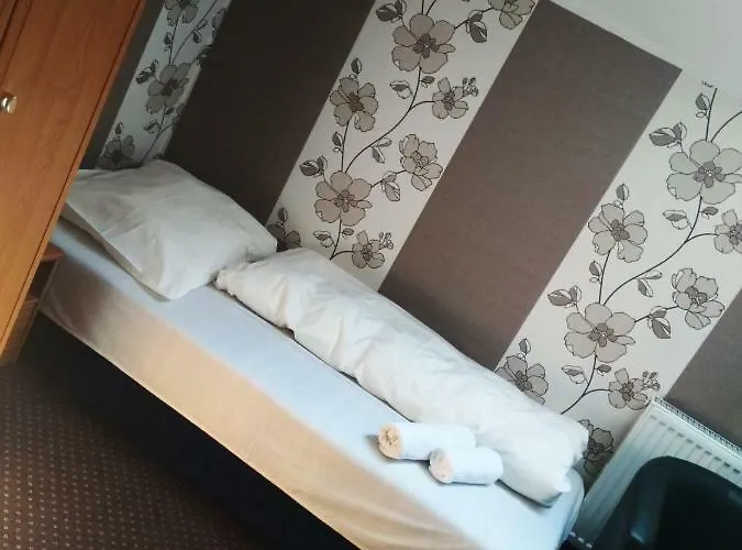 Przy Trasie Dziekanowice Couette-café